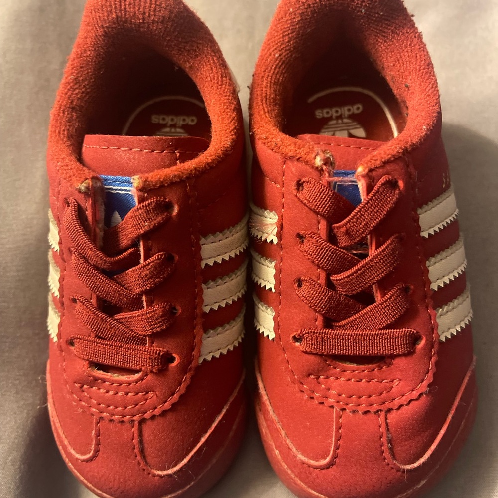 Adidas Kids Toddler Red burgundy Original Samoa 1 in size 5K